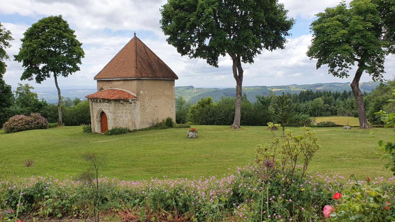 Bed and Breakfast Domaine De Montvianeix Saint-Victor-Montvianeix Экстерьер фото