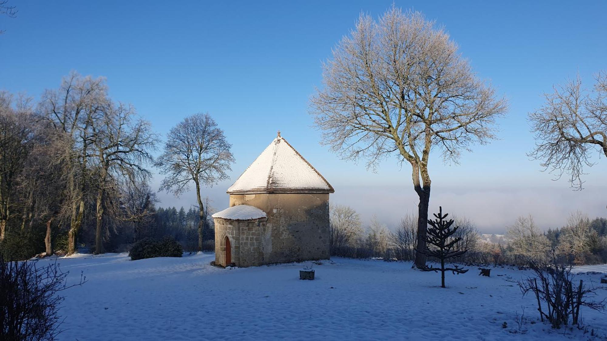 Bed and Breakfast Domaine De Montvianeix Saint-Victor-Montvianeix Экстерьер фото