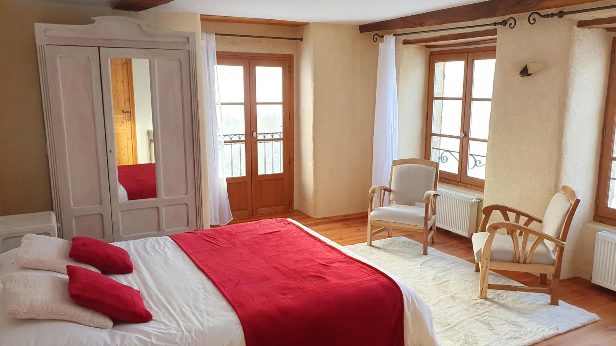 Bed and Breakfast Domaine De Montvianeix Saint-Victor-Montvianeix Экстерьер фото