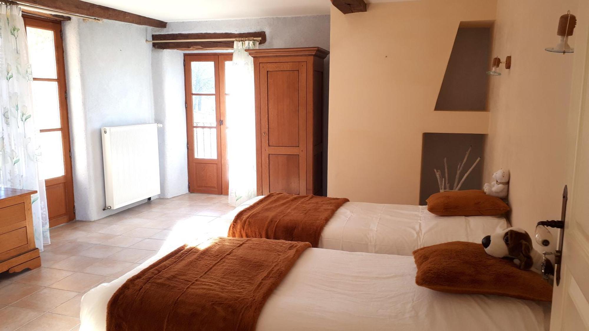 Bed and Breakfast Domaine De Montvianeix Saint-Victor-Montvianeix Экстерьер фото