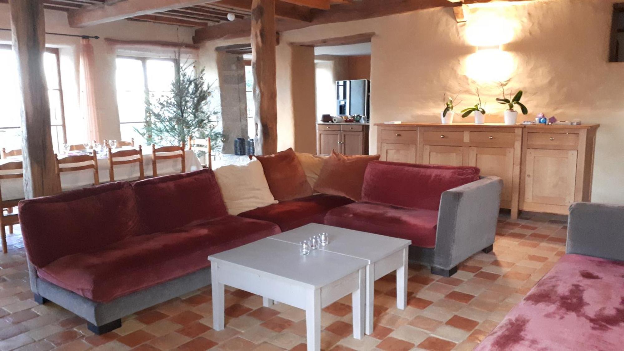 Bed and Breakfast Domaine De Montvianeix Saint-Victor-Montvianeix Экстерьер фото