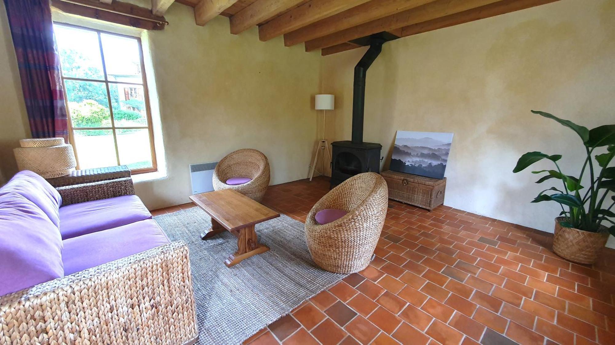 Bed and Breakfast Domaine De Montvianeix Saint-Victor-Montvianeix Экстерьер фото