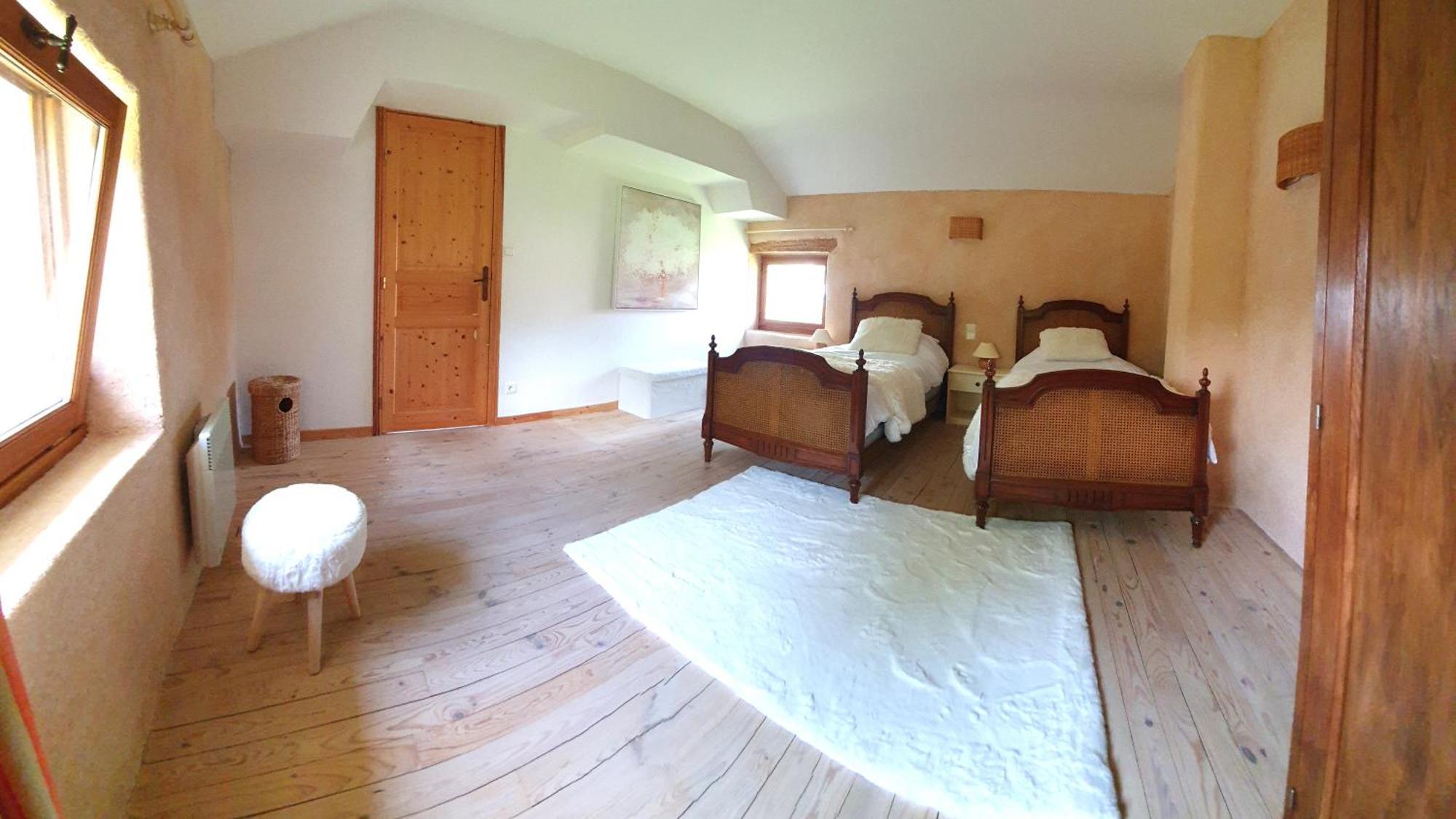 Bed and Breakfast Domaine De Montvianeix Saint-Victor-Montvianeix Экстерьер фото